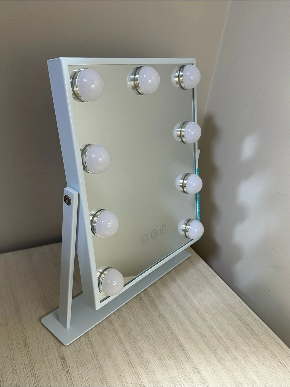 Lighted Vanity Mirror in White
